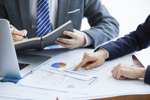 數(shù)據(jù)分析：精準(zhǔn)把握市場動態(tài)，優(yōu)化營銷策略