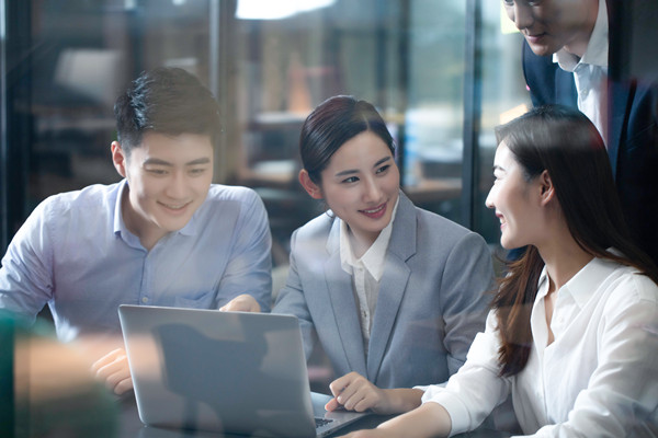 跨部門協(xié)同的績效管理：打破部門壁壘，提升整體效能