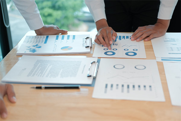 平衡計分卡：多維度評估，全面提升績效