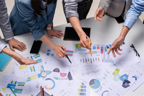 精準(zhǔn)定位與高效執(zhí)行:營(yíng)銷管理的關(guān)鍵要素解析 精準(zhǔn)定位與高效執(zhí)行:營(yíng)銷管理的關(guān)鍵要素解析