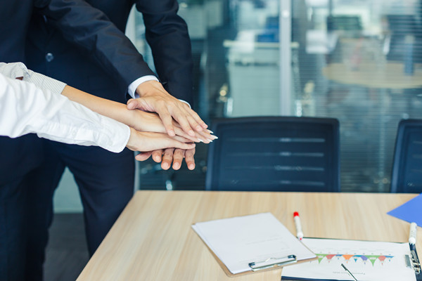 遠程團隊的績效管理：應對遠程挑戰(zhàn)，保持高效協(xié)作