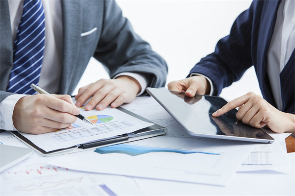 績(jī)效改進(jìn)計(jì)劃：針對(duì)性改進(jìn)，提高績(jī)效水平