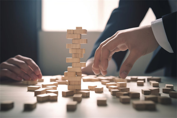 集團(tuán)管控引領(lǐng)企業(yè)風(fēng)險(xiǎn)管理，確保穩(wěn)健發(fā)展與安全運(yùn)營(yíng)