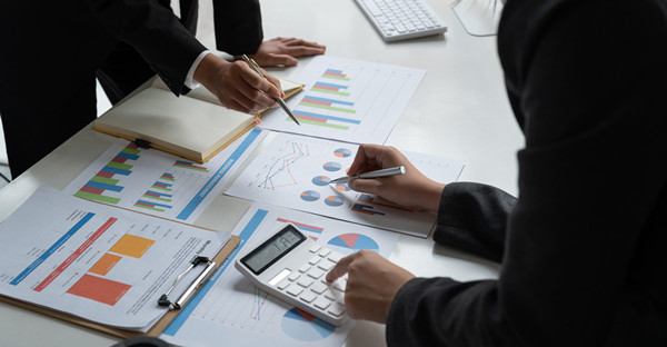 深度挖掘績效數(shù)據(jù)，優(yōu)化企業(yè)決策與資源配置