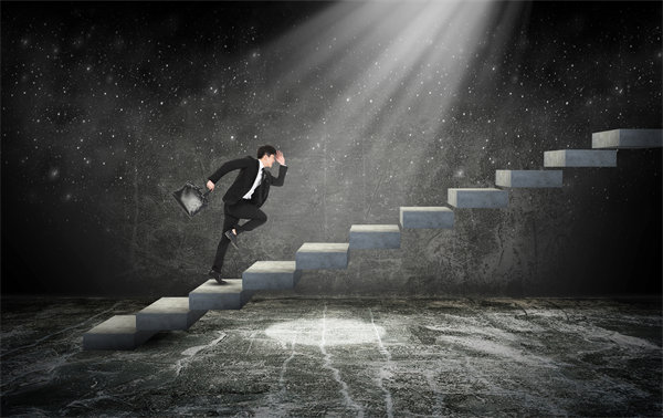 績效反饋助力成長，促進(jìn)員工與企業(yè)共進(jìn)步