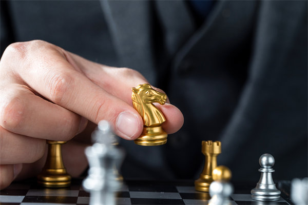 集團(tuán)戰(zhàn)略規(guī)劃和年度經(jīng)營(yíng)計(jì)劃不匹配怎么辦？