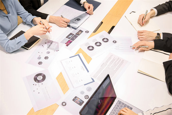 如何科學制定年度經(jīng)營計劃以應(yīng)對市場不確定性？